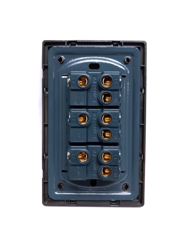 Placa Apagador de 3 Interruptores Y 3 Vías - Image 2
